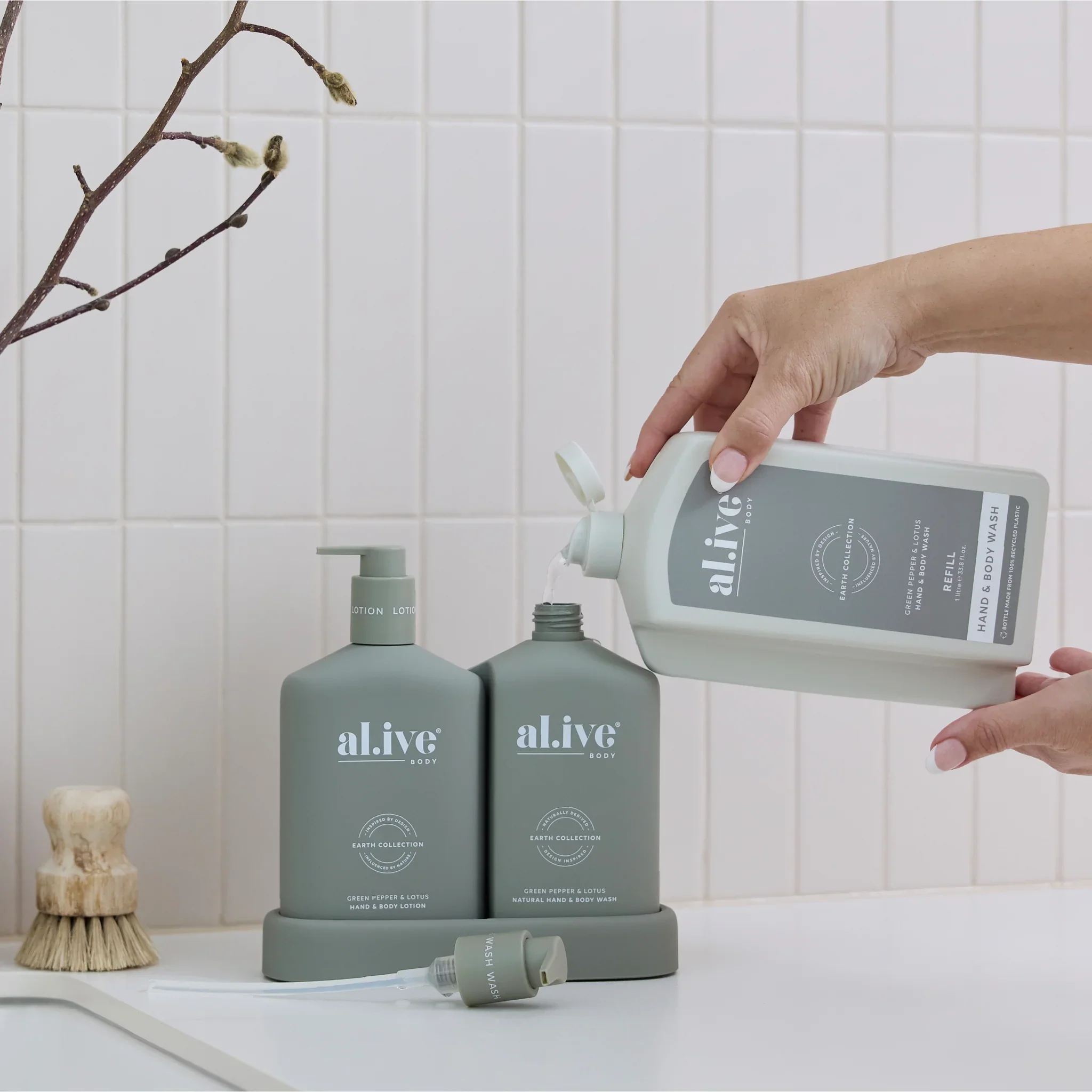 1L Hand & Body Wash Refill - Green Pepper Lotus - Image 3