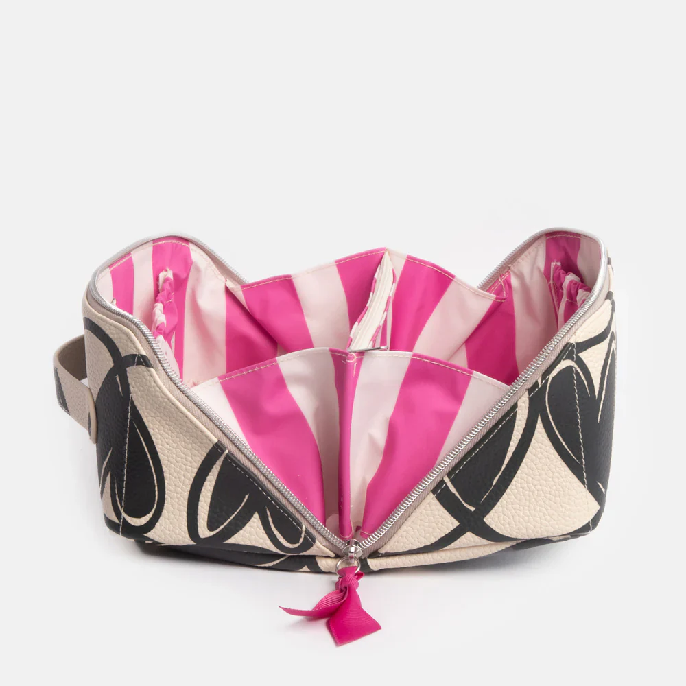 Hearts Large Cosmetic Wash Bag - Image 3